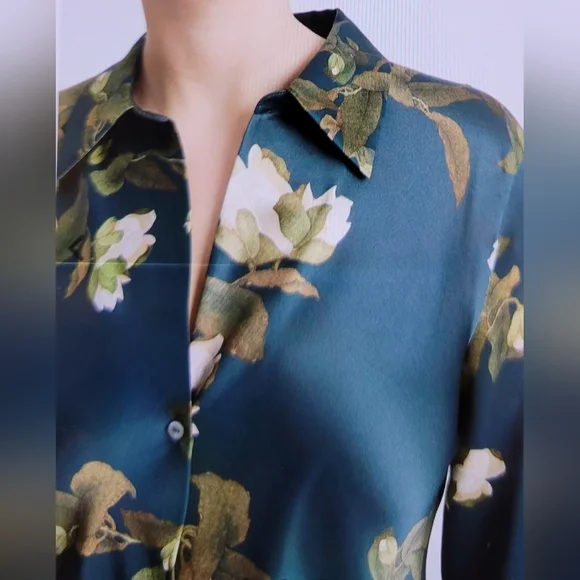 Vince Silk Camellia Branch Bias Long Sleeve Blouse Size Large Color Azurine